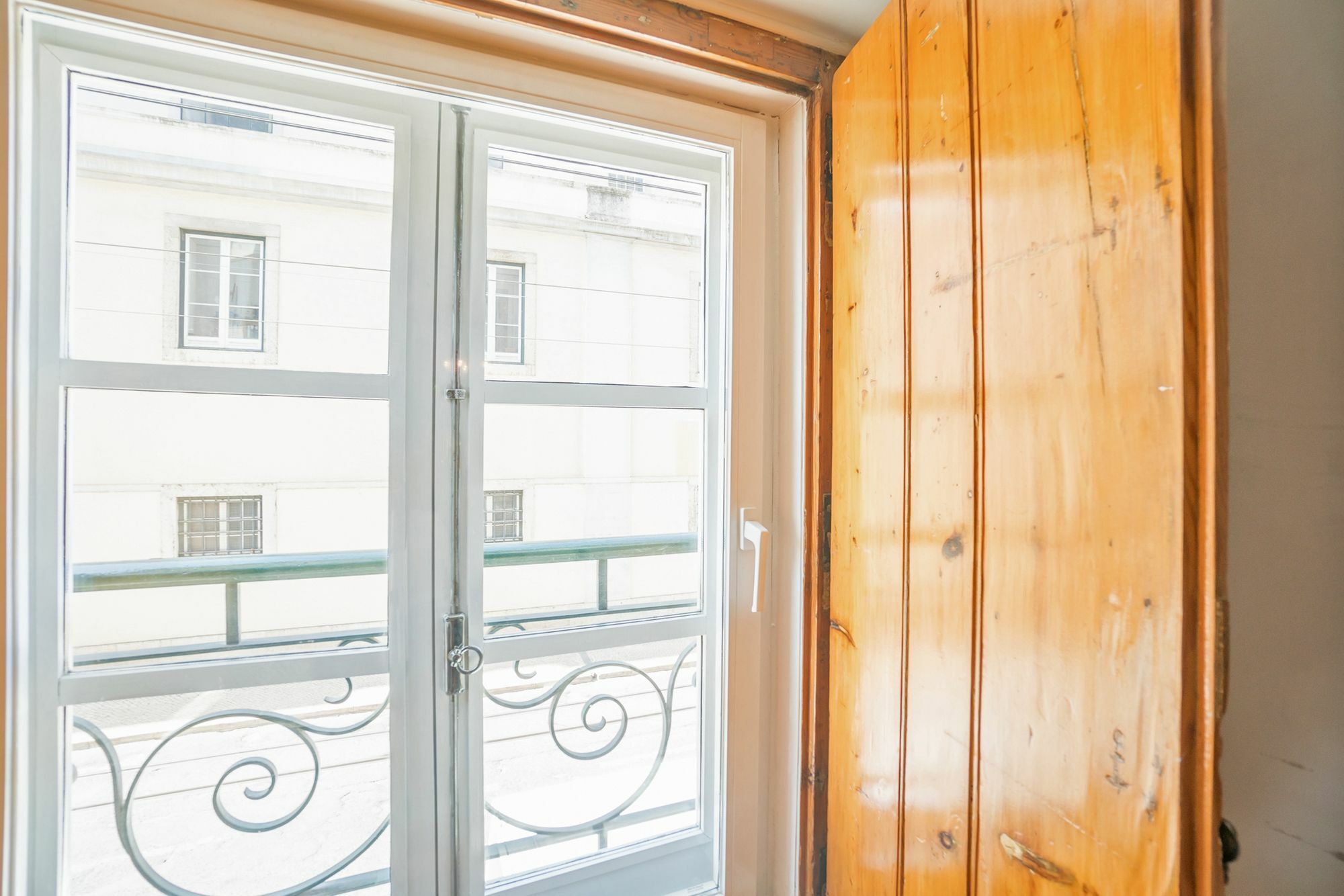 Elegant And Cozy Apartment Lisbona Esterno foto